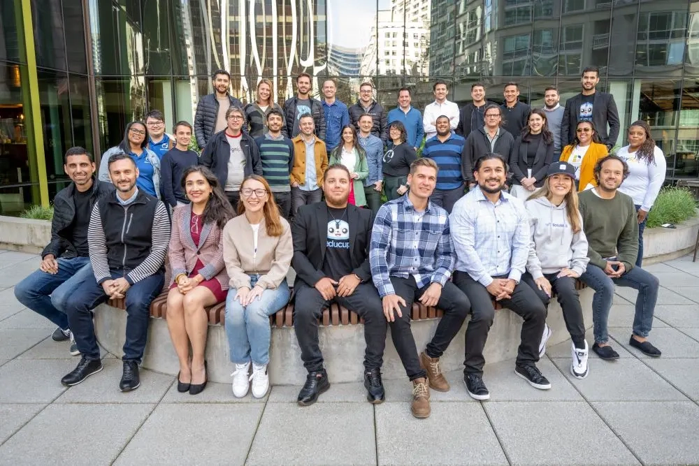 Fundadores latinos de AWS Impact Accelerator EducUp